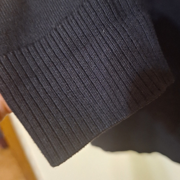 Women's Anne Klein black medium Cardigan button-up pockets flaw - Picture 7 of 7